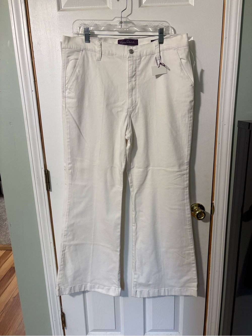 Gloria Vanderbilt Cream Wide Leg Jeans